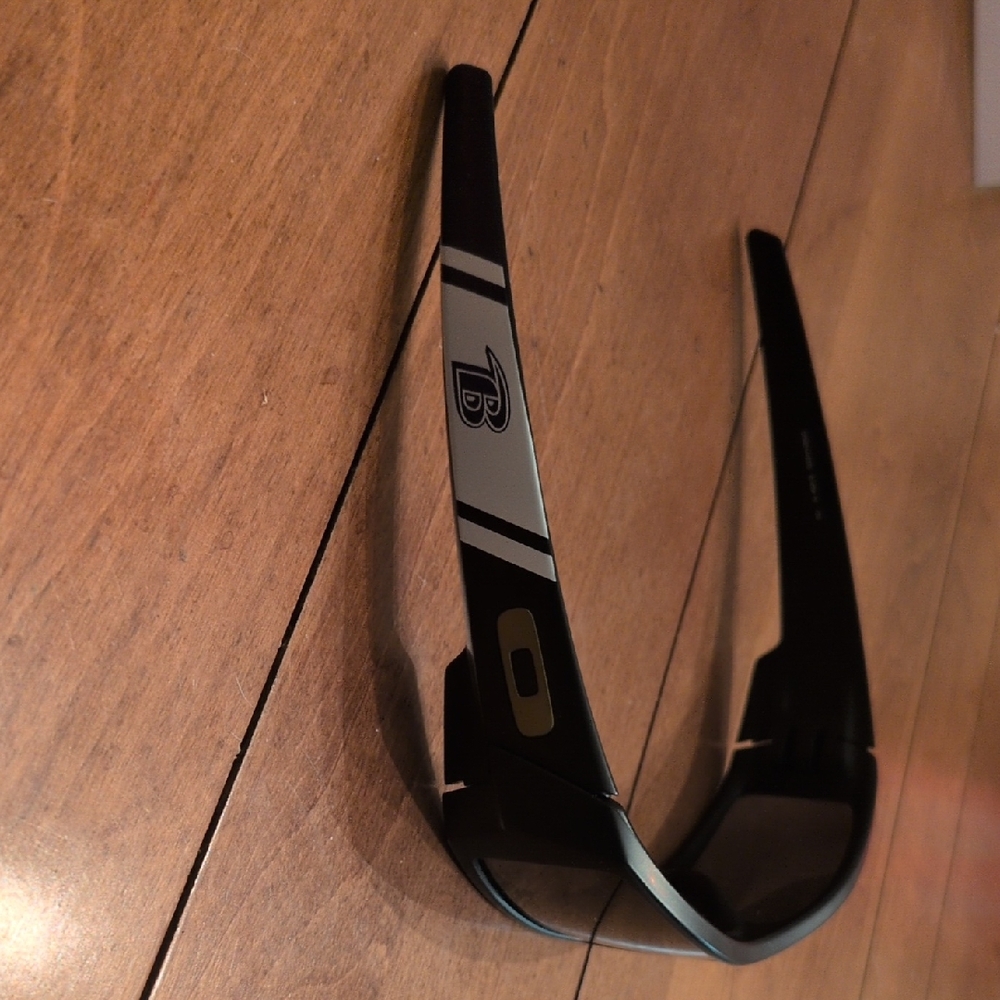 Oakley Black and Silver Smart Glasses